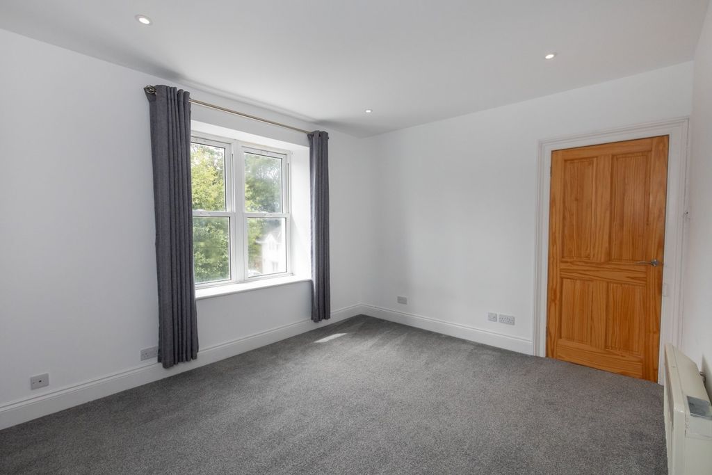 Property photo 3 of 9 Picture No. 03