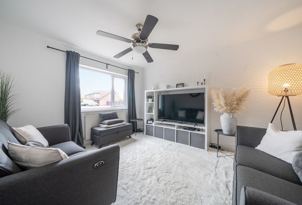 Property photo 3 of 18 1439261-2-69d10F1...