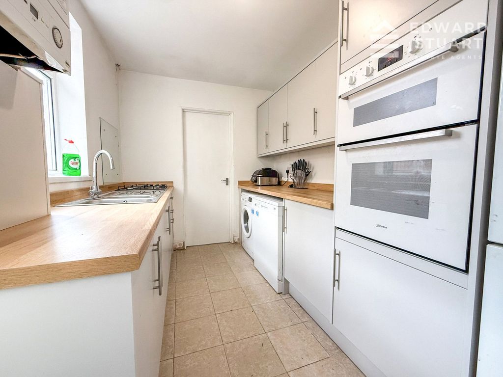 Property photo 3 of 8 Picture No. 02