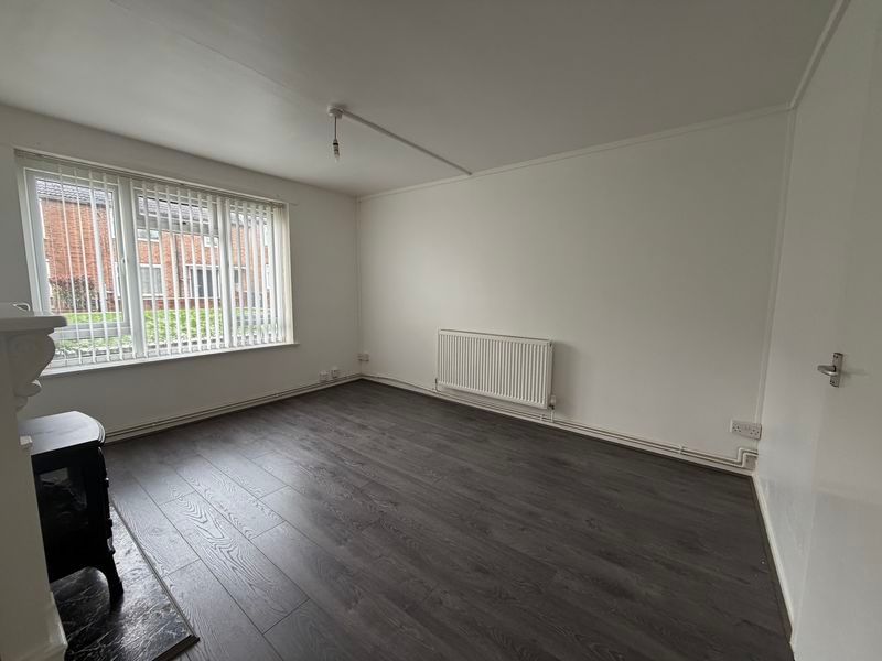 Property photo 2 of 7 Photo 5