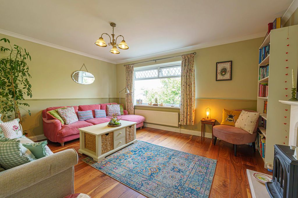 Property photo 3 of 51