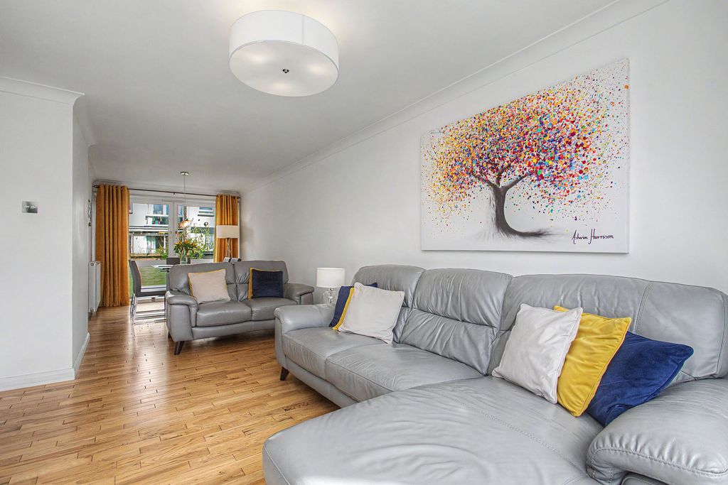 Property photo 3 of 12 Property Image 3