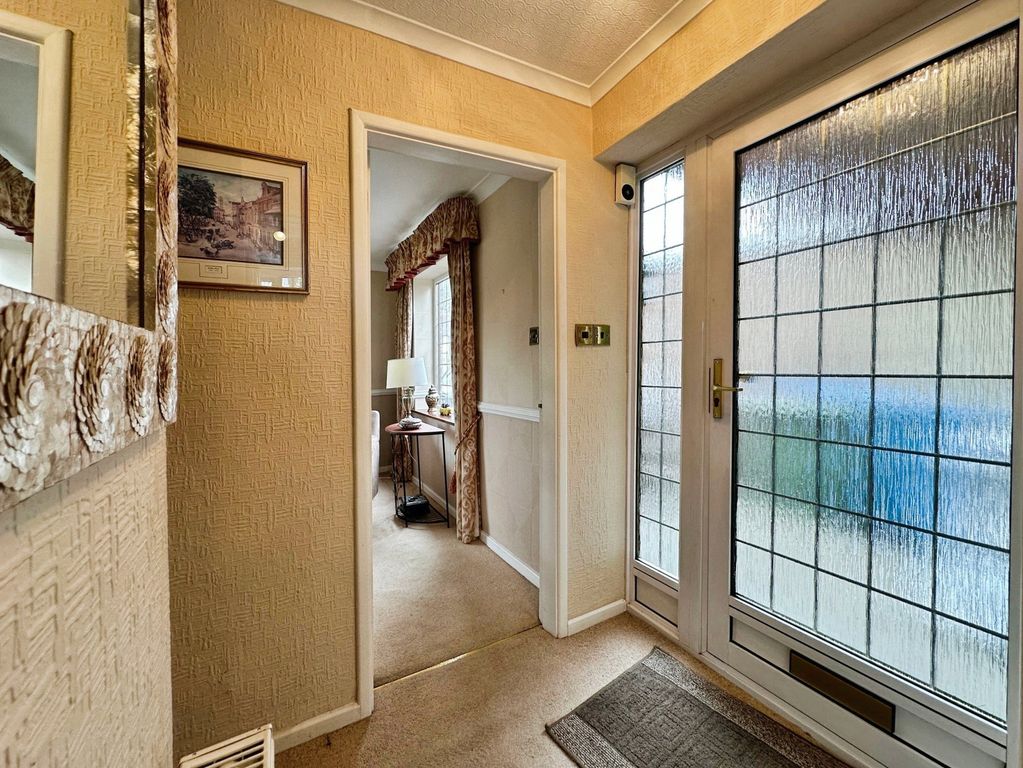 Property photo 2 of 42