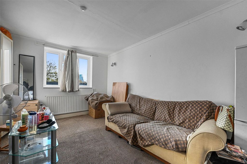 Property photo 2 of 14 Picture No. 29