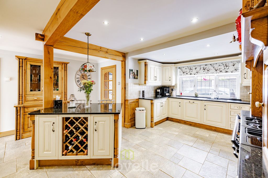 Property photo 3 of 50
