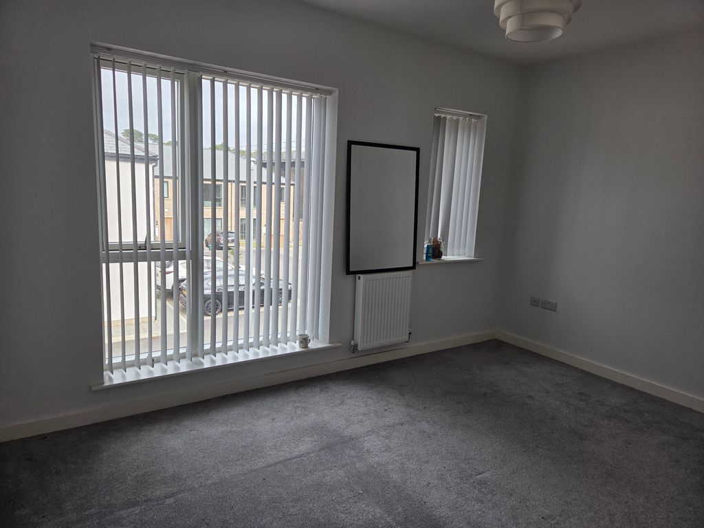 Property photo 2 of 3