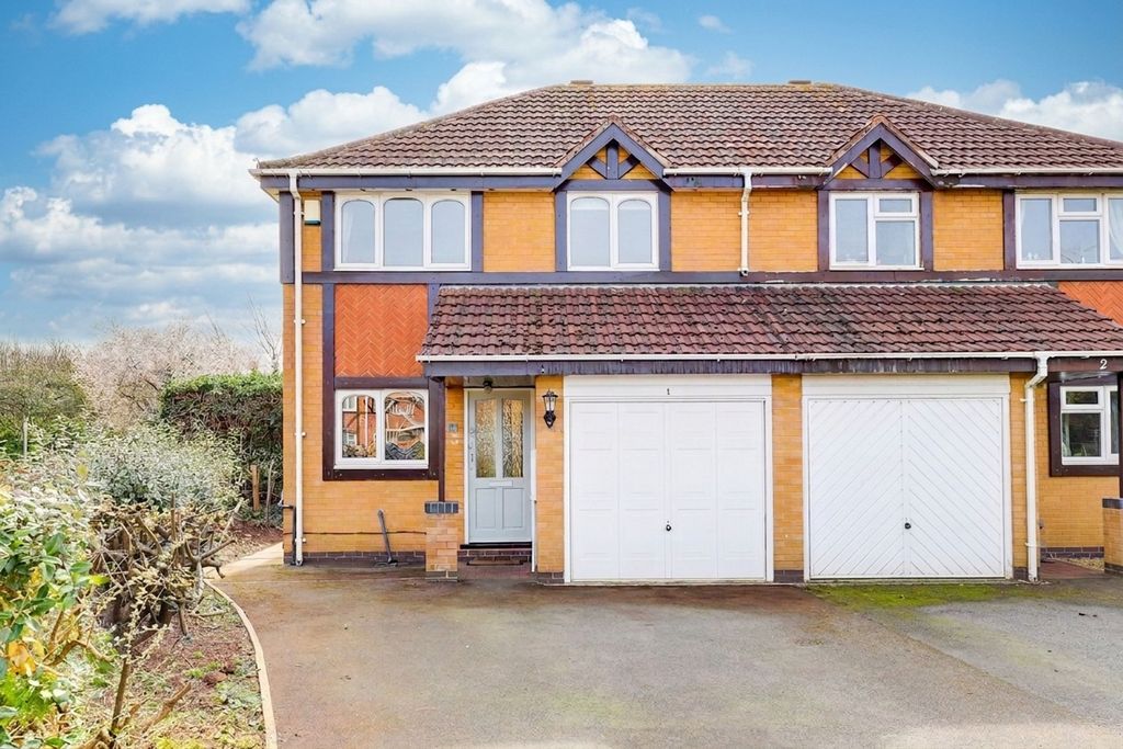 Property photo 1 of 17