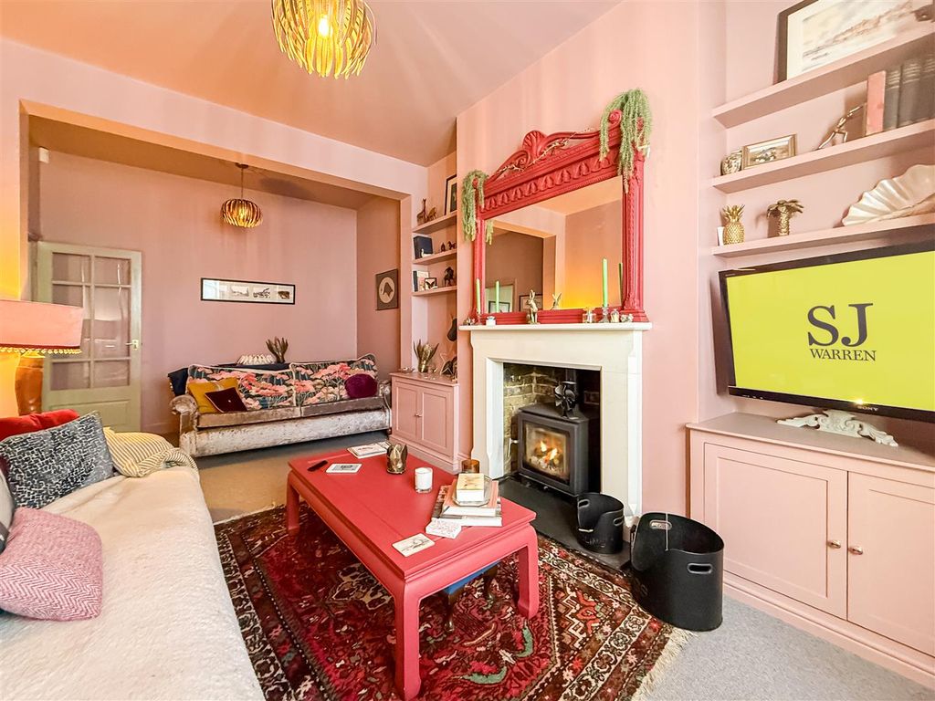 Property photo 3 of 30 Pink Sitting Room
