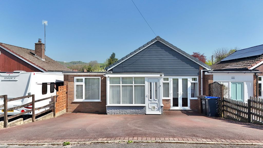 Property photo 1 of 27