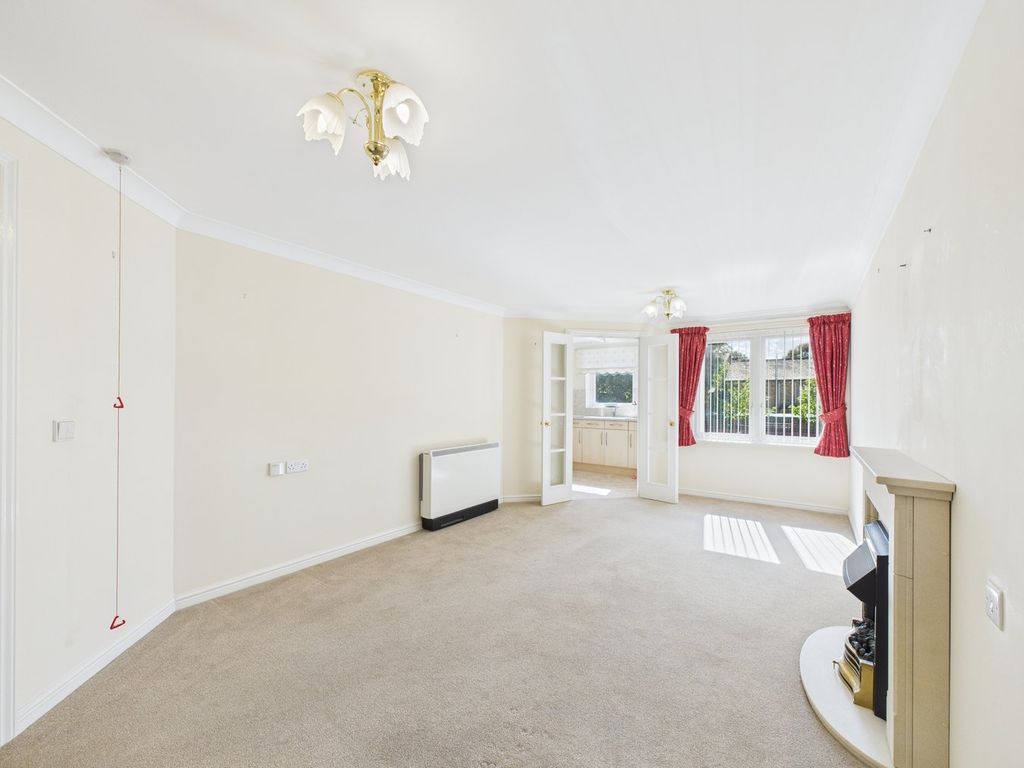 Property photo 2 of 19