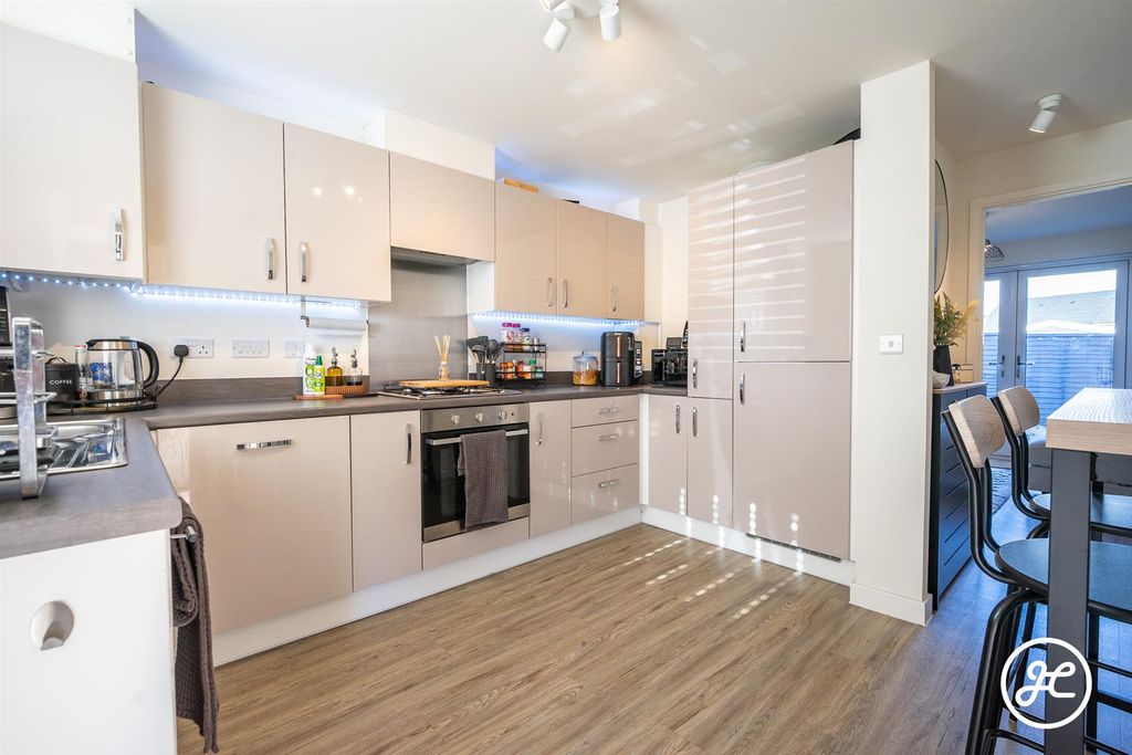 Property photo 2 of 15 Dsc01587.Jpg