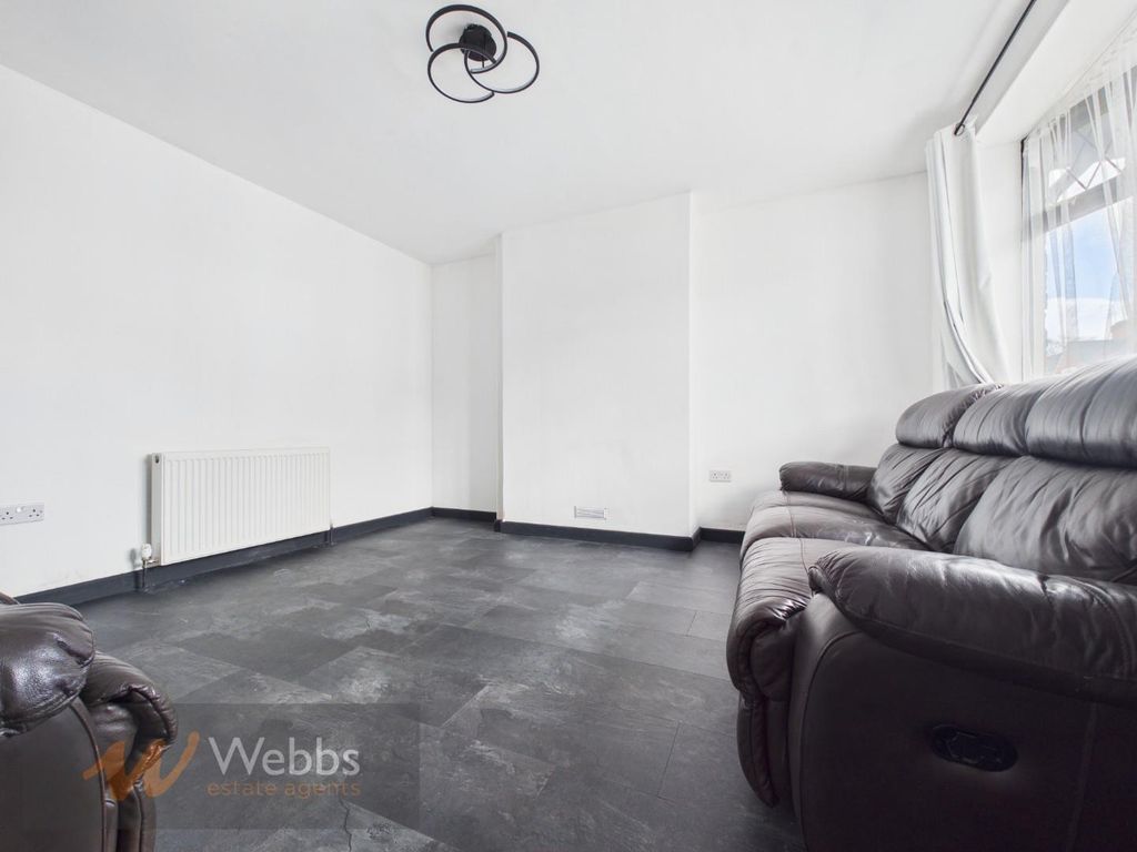 Property photo 3 of 25 Cam05244G0-Pr0272-Still001.Jpg