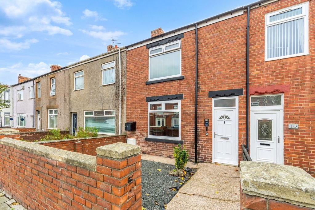 Property photo 1 of 19