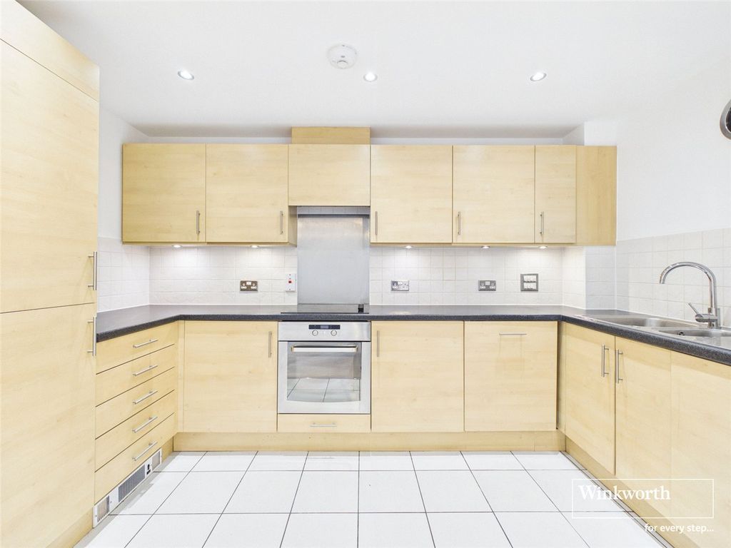 Property photo 2 of 11 Picture No. 46