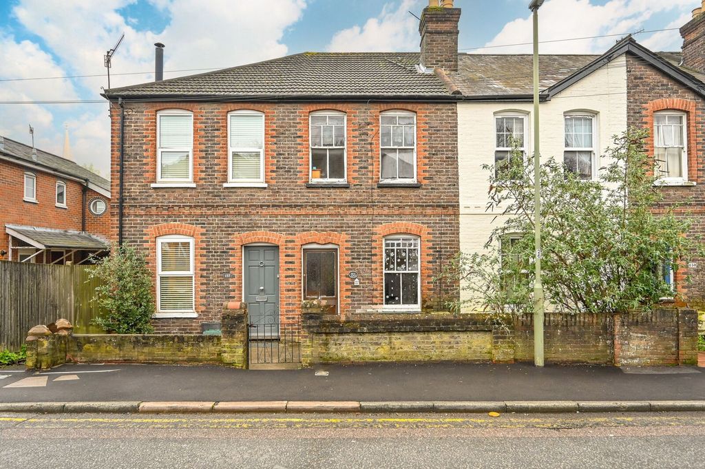 Property photo 1 of 9