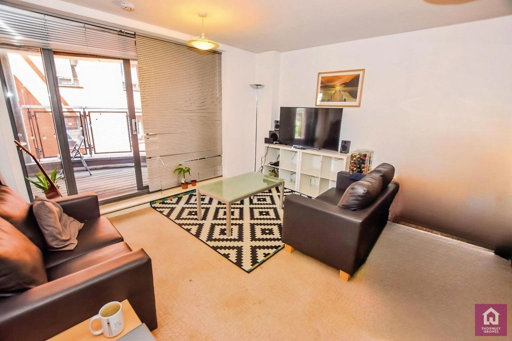 Property photo 3 of 11 Picture No. 26