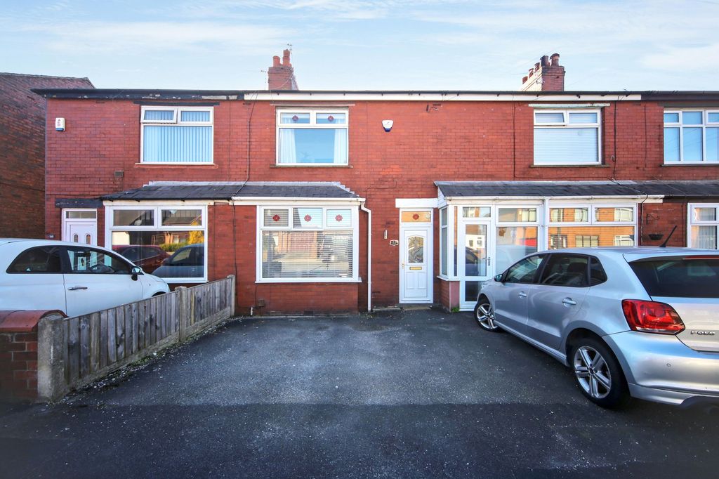 Property photo 1 of 22