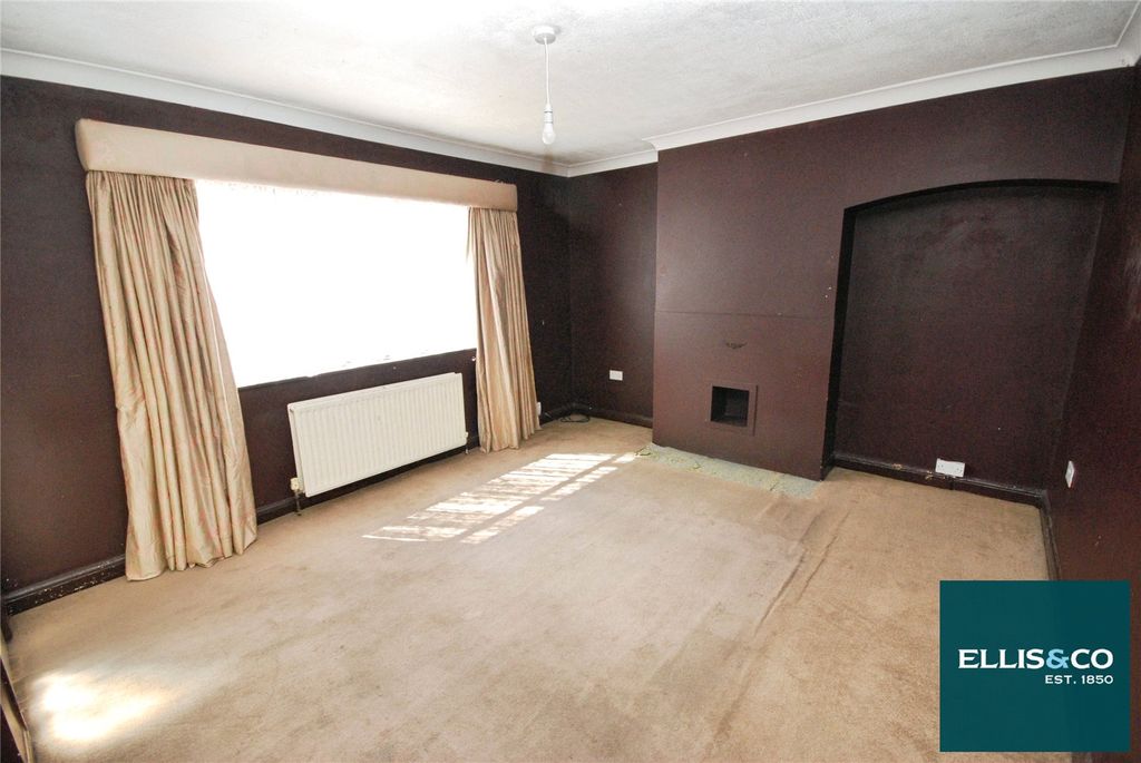 Property photo 2 of 11 Picture No. 13