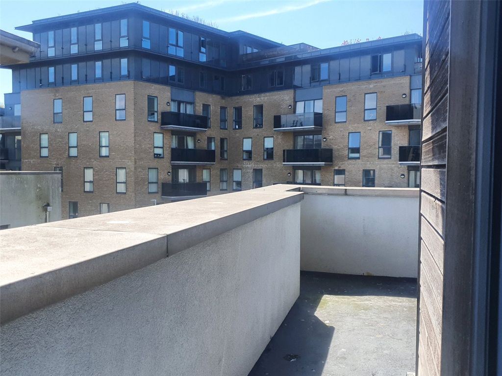 Property photo 1 of 17 Picture No. 18