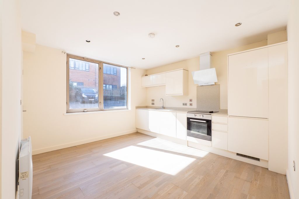 Property photo 2 of 7 Picture 2