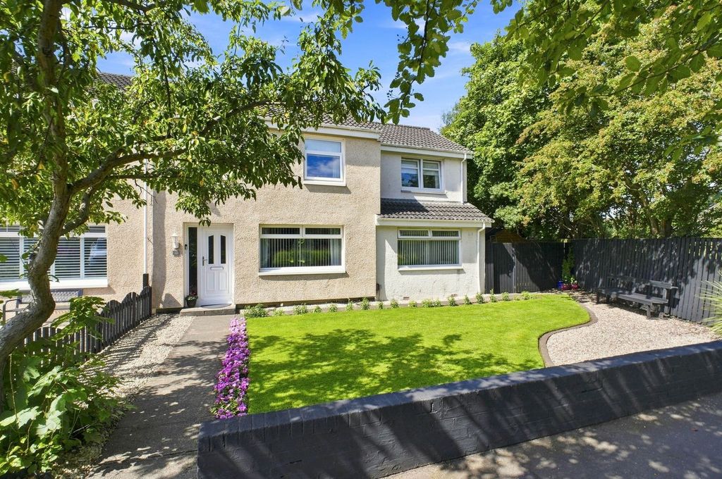Property photo 1 of 29