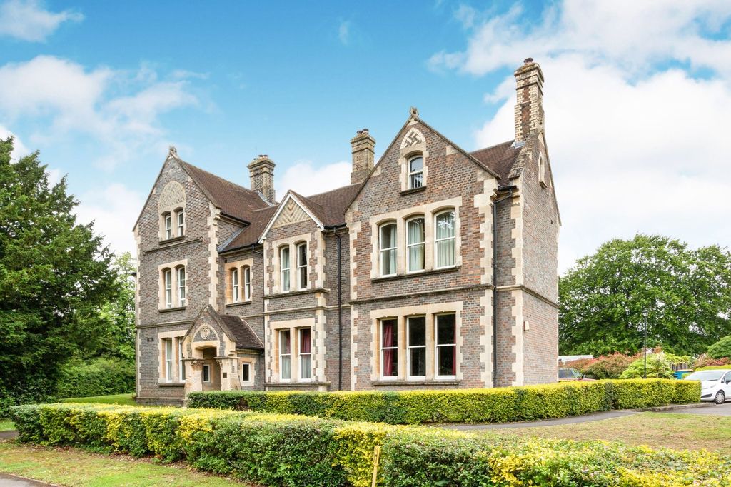 Property photo 1 of 8 B203d0Ca-5Fdd-4275-A