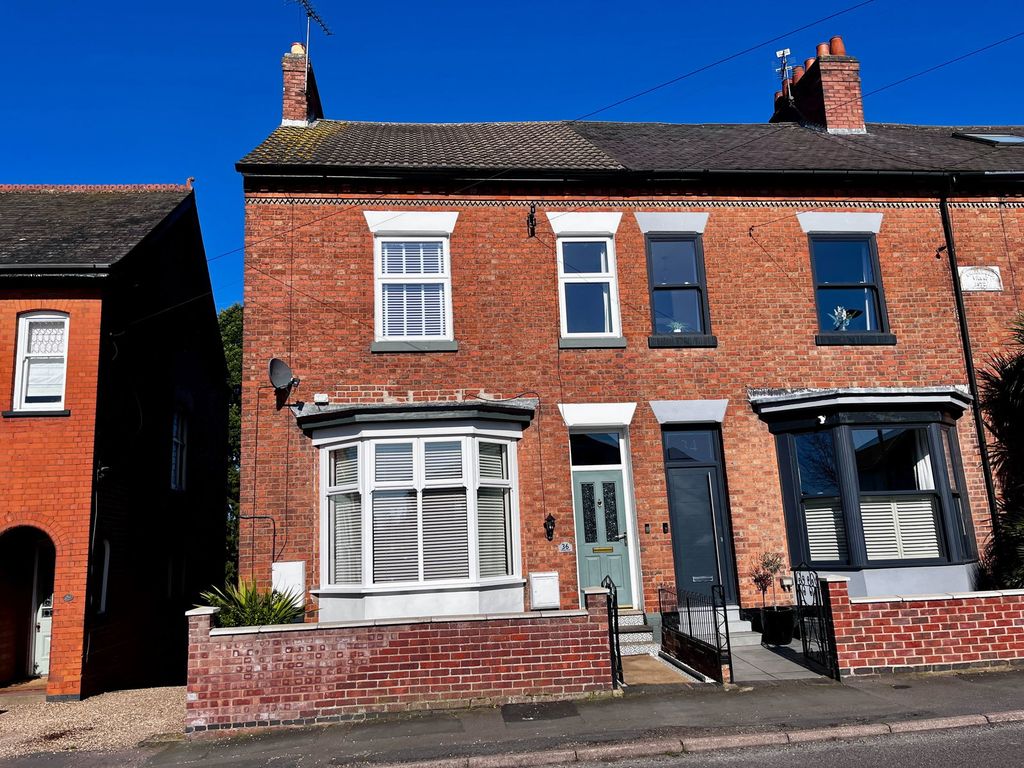 Property photo 1 of 30