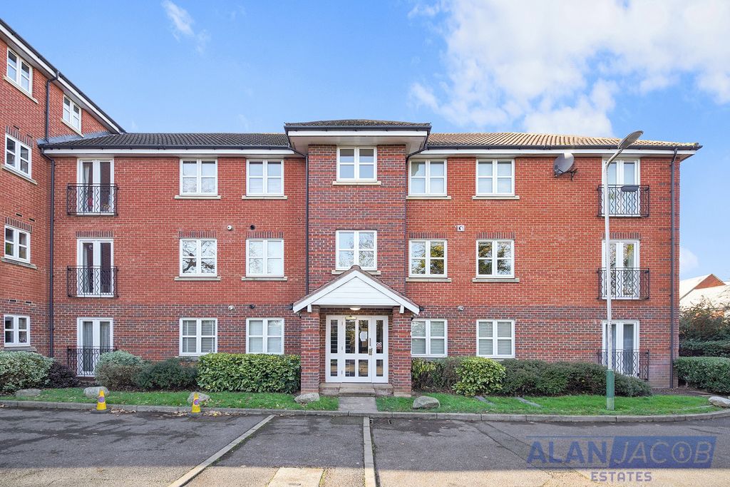 Property photo 1 of 19