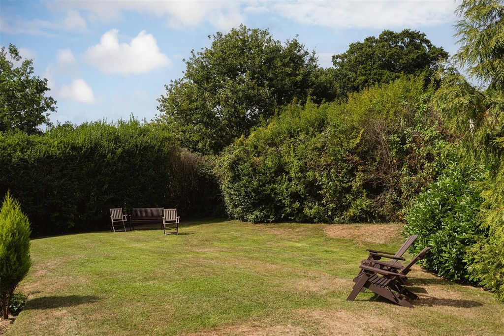 Property photo 3 of 15 13.Jpg