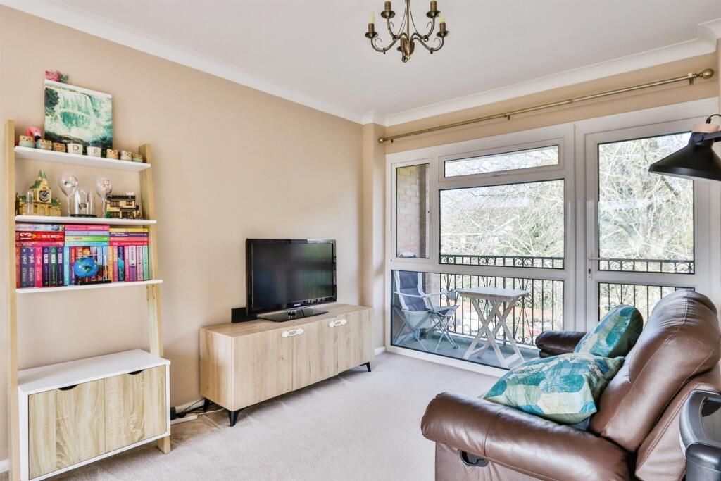 Property photo 2 of 14