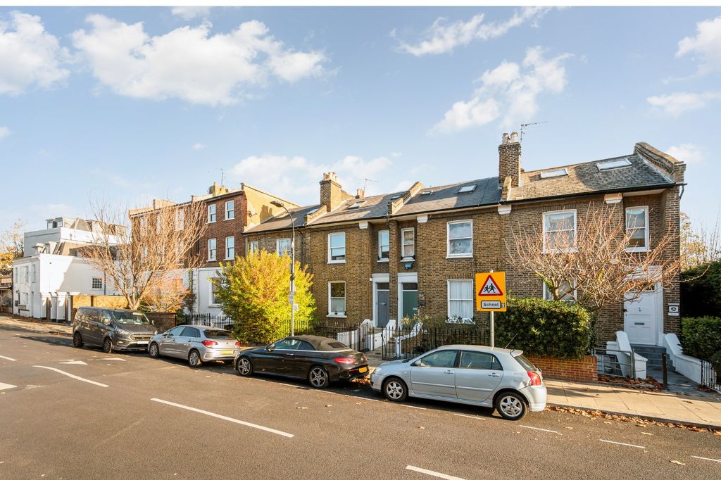 Property photo 3 of 4