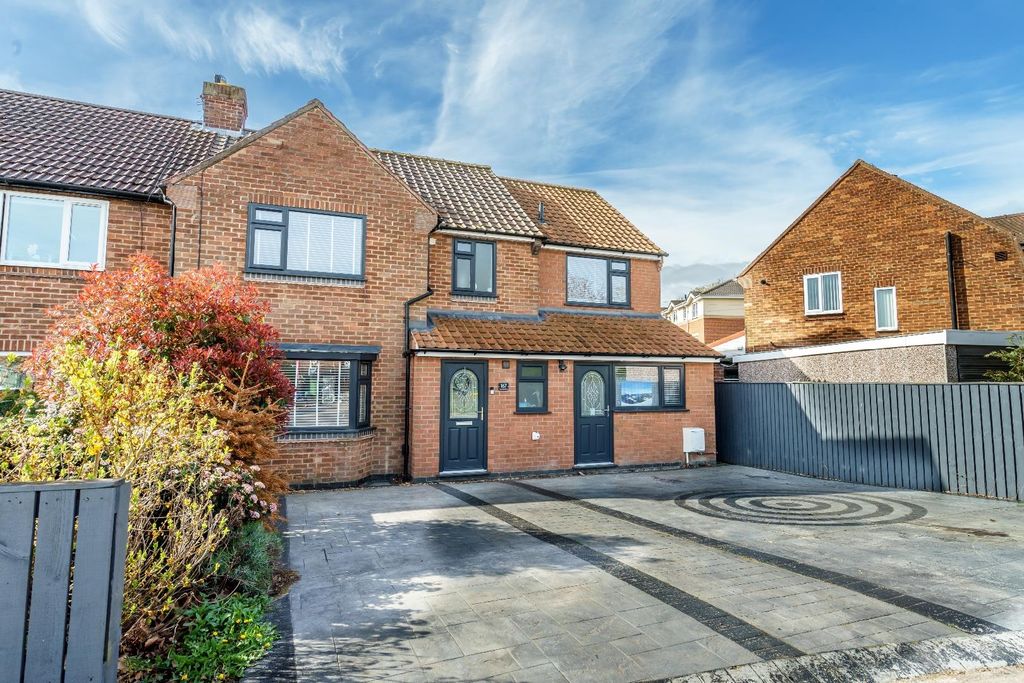 Property photo 1 of 20 1