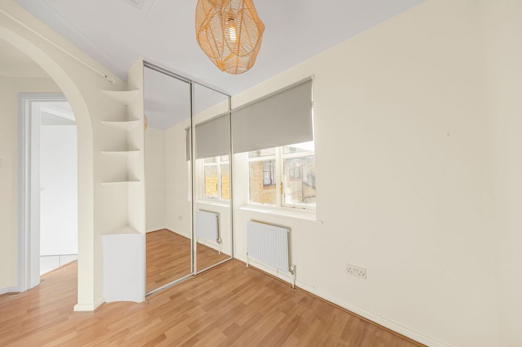 Property photo 2 of 8 Picture No. 09