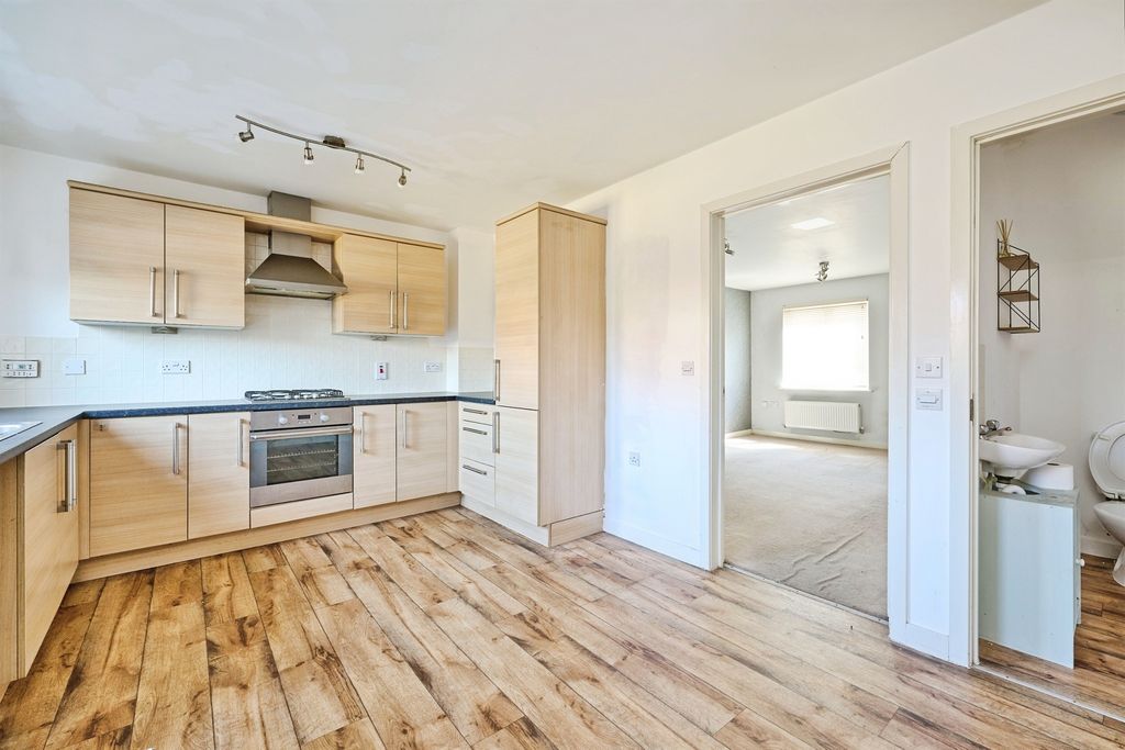 Property photo 2 of 16
