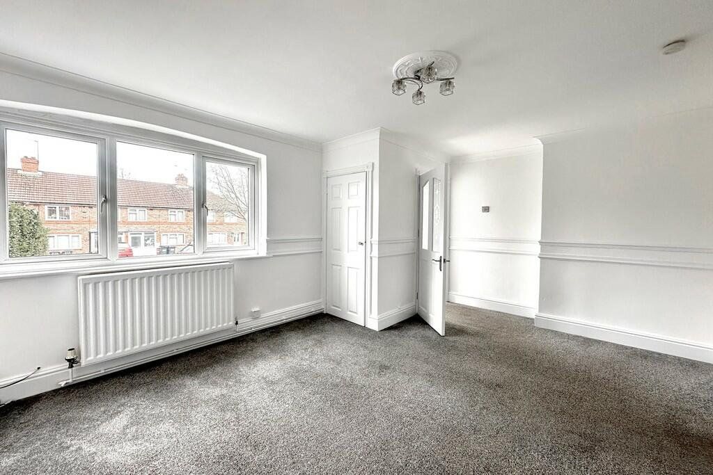 Property photo 3 of 12 Picture No. 11