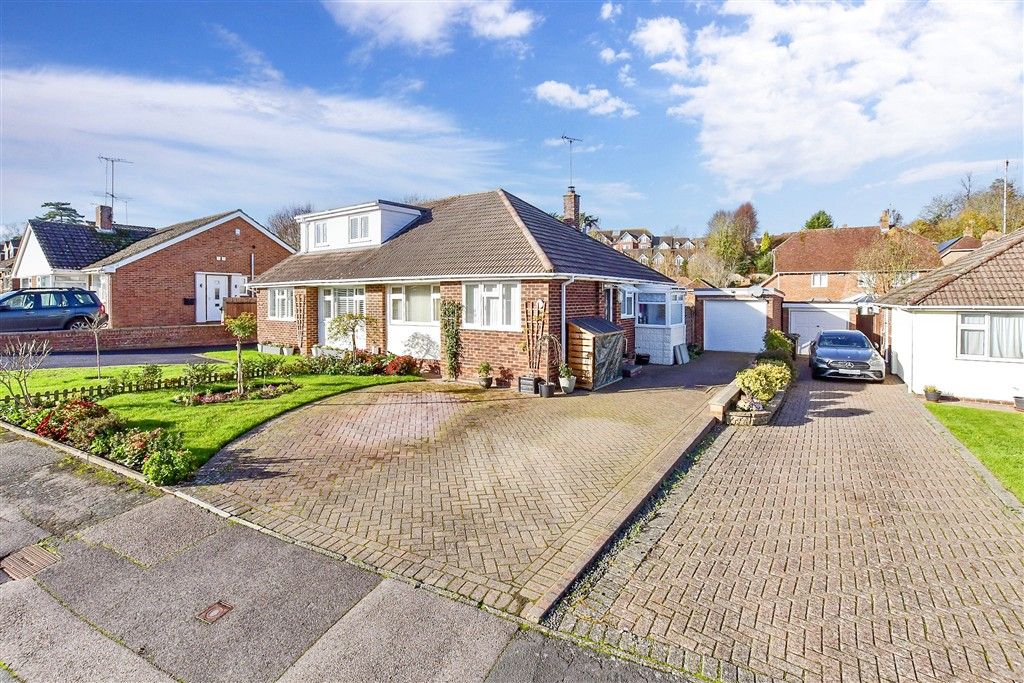 Property photo 1 of 11 External (Web) 1