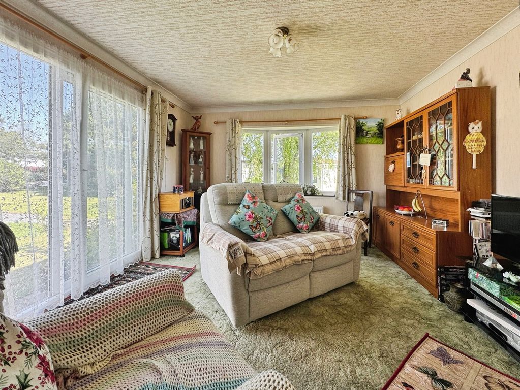 Property photo 3 of 22 Pbox-Img.Jpg