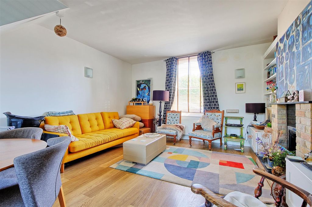 Property photo 2 of 10 Living Room.Jpg