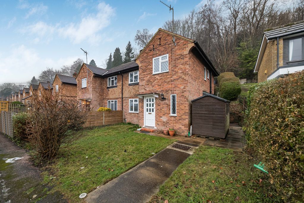 Property photo 1 of 25