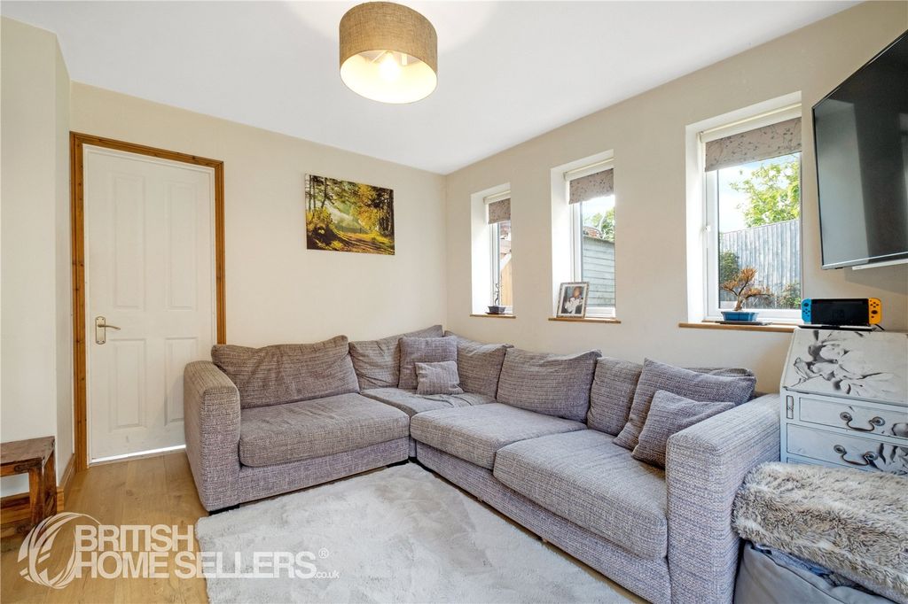 Property photo 2 of 15 Picture No. 08