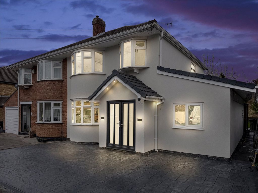 Property photo 1 of 25 Front