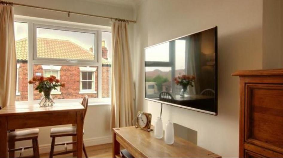 Property photo 2 of 6