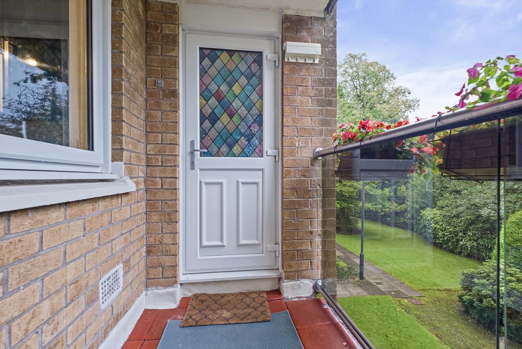 Property photo 2 of 29