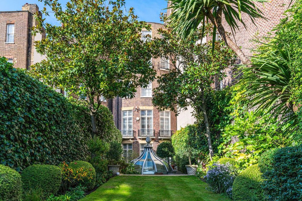 Additional image 29 of 6 bed terraced house to rentUpper Grosvenor Street, Mayfair, London W1K
