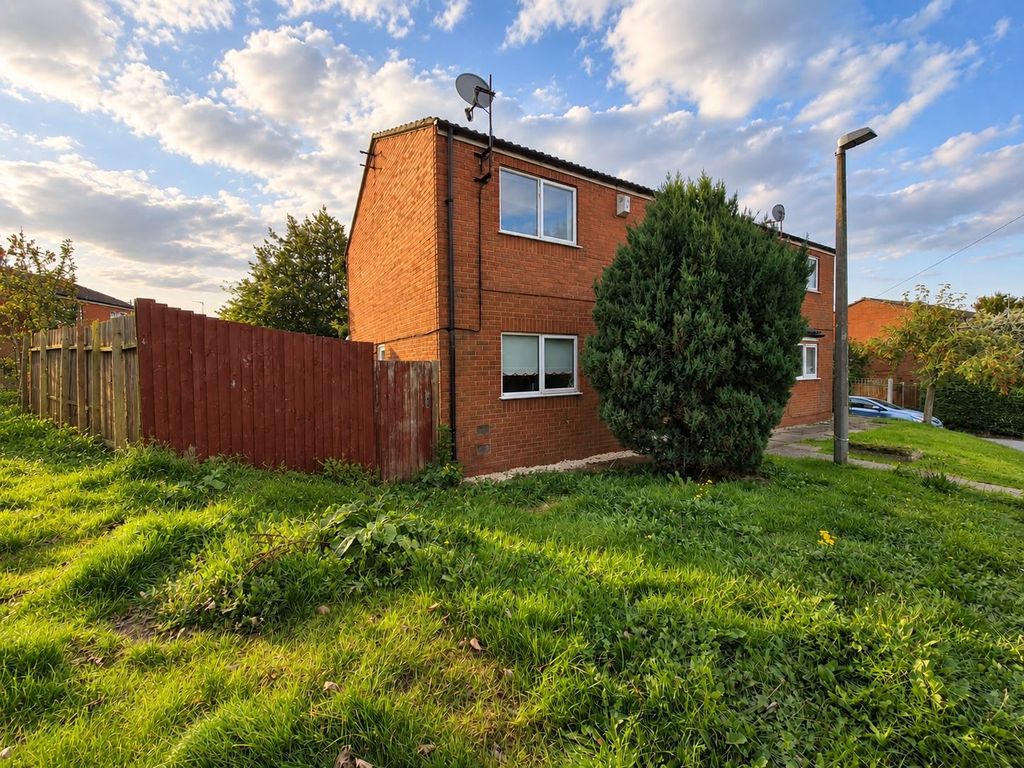 Property photo 2 of 19