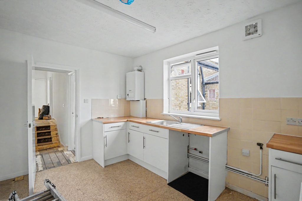 Property photo 2 of 26 25B Friern Road, East Dulwich, London Se22 Oau