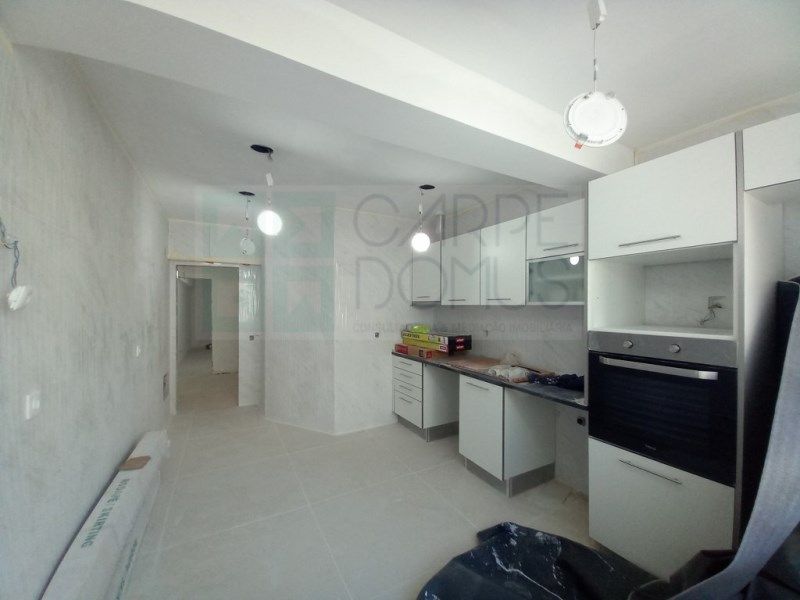 Property photo 1 of 36
