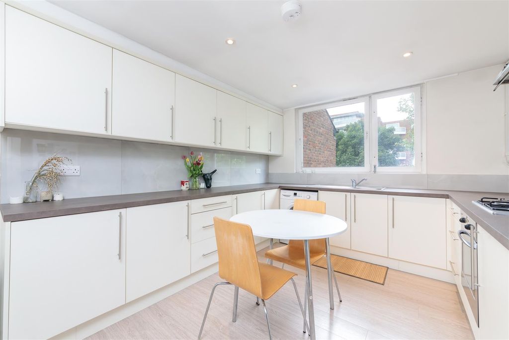 Property photo 1 of 8 4R3A6589.Jpg