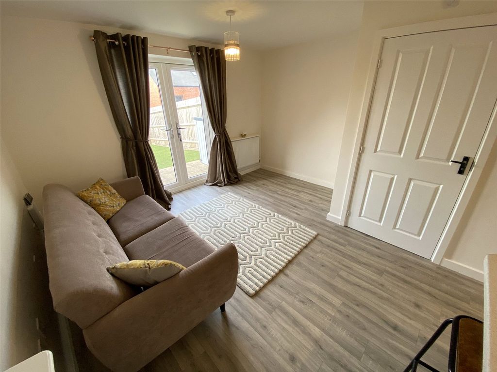 Property photo 2 of 18 Picture No. 08