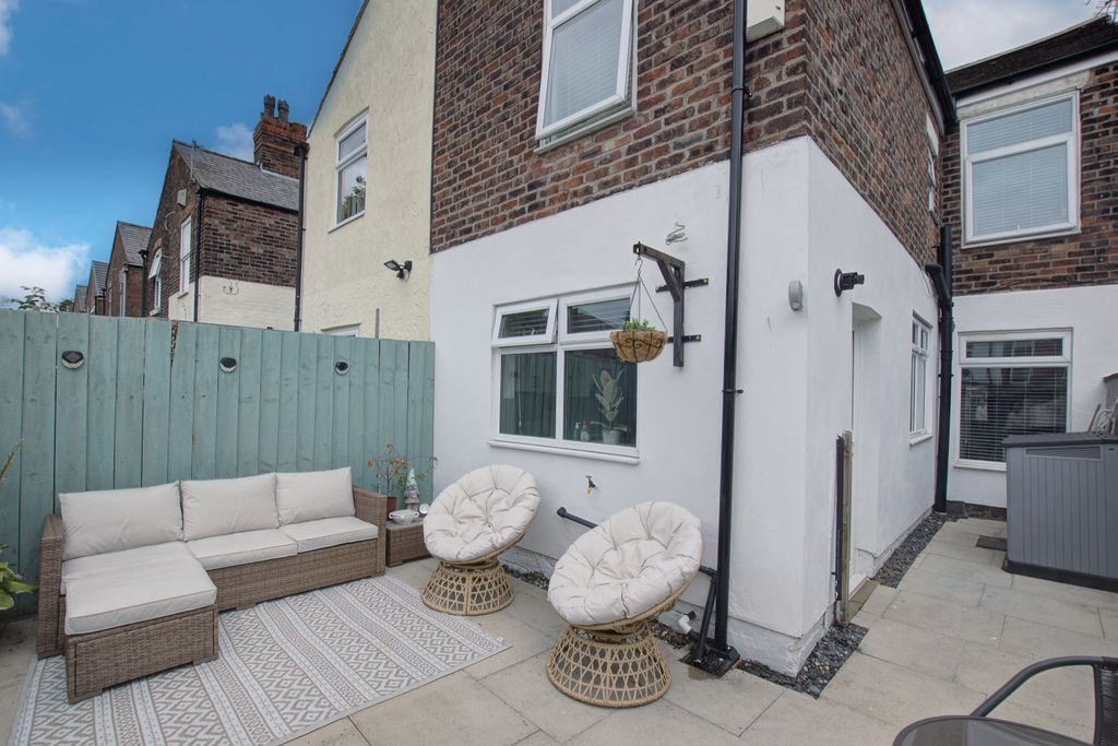 Property photo 3 of 21 3